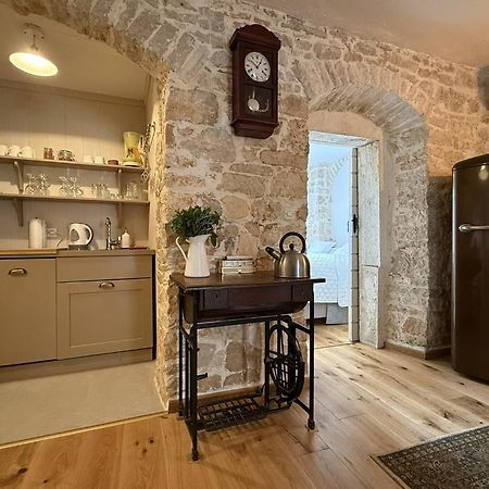 Villa Di Piazza Visnjan Bagian luar foto